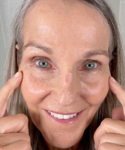 Elena, 66